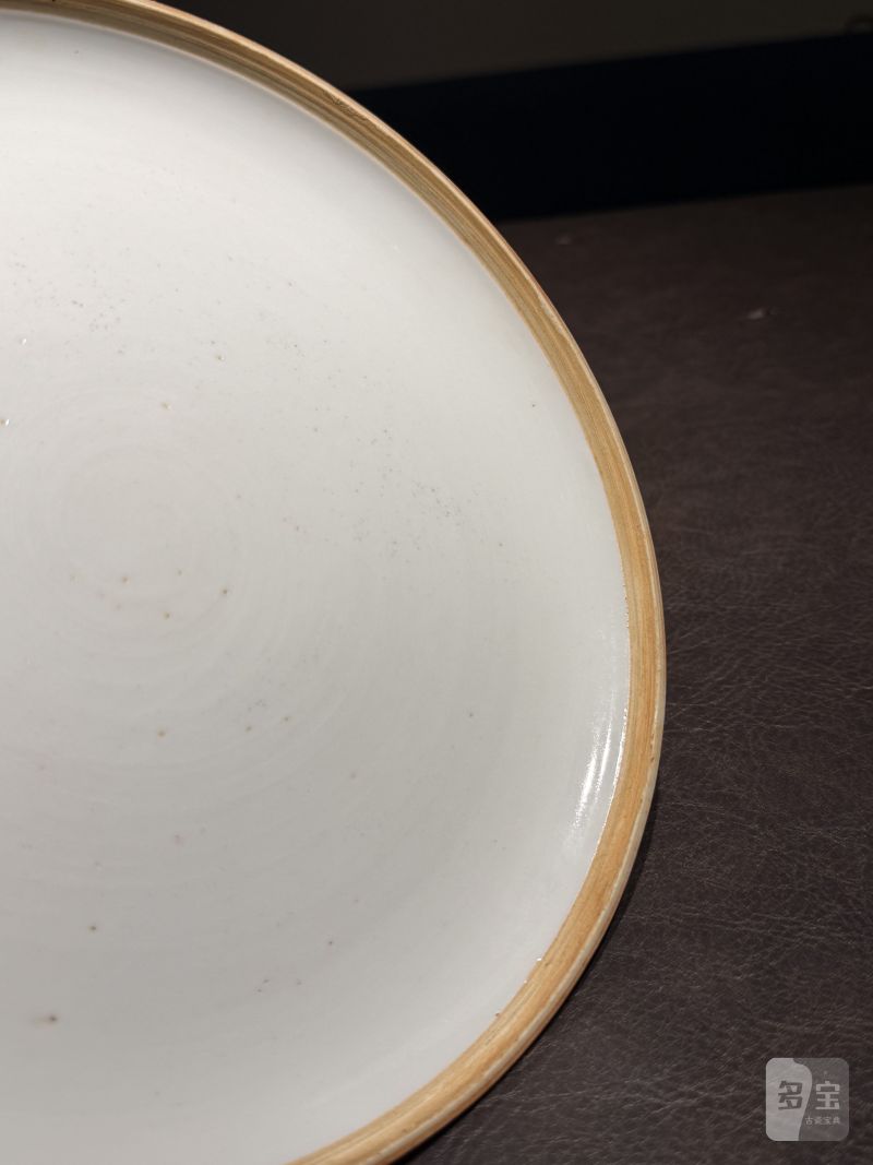 清雍正 仿朱漆釉捧盒 - 图9